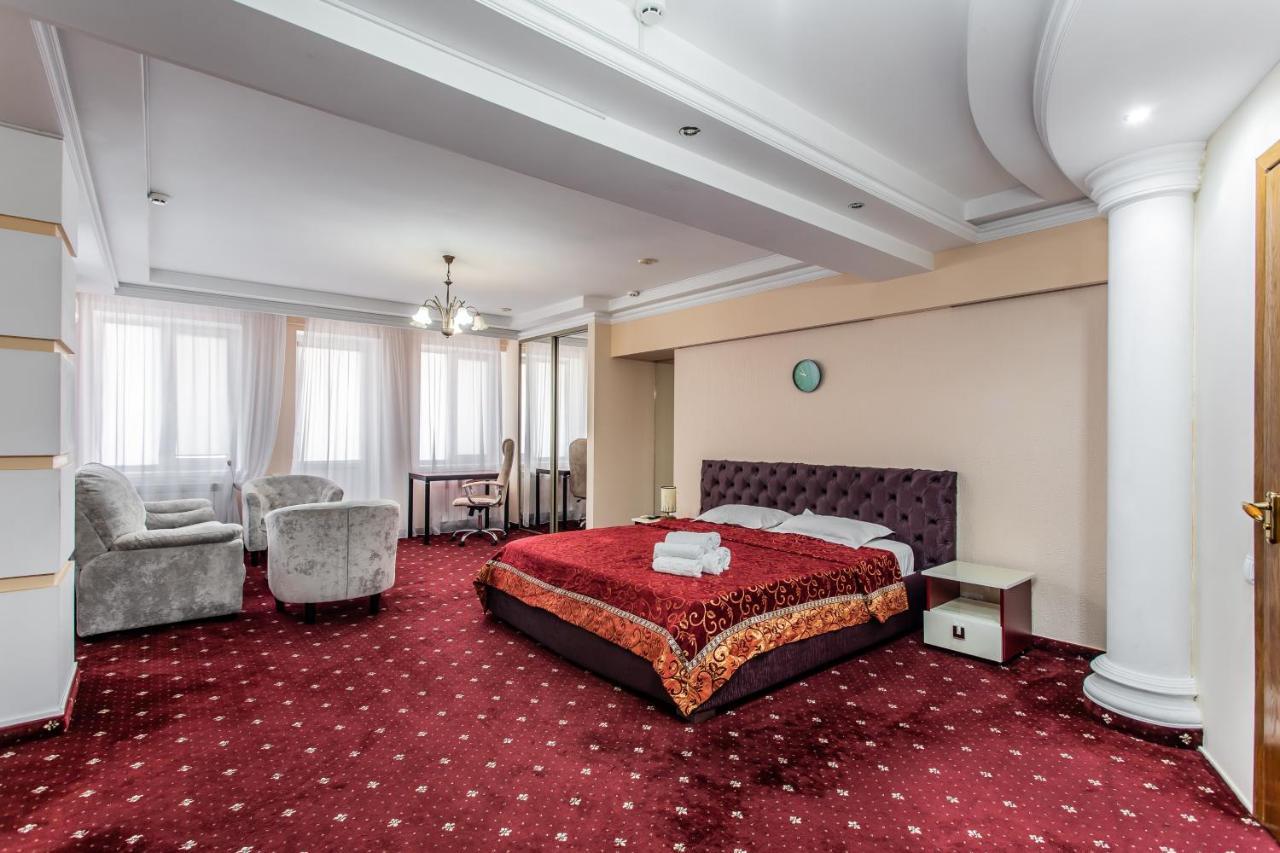 Star Rent Hotel Kisinyov Kültér fotó