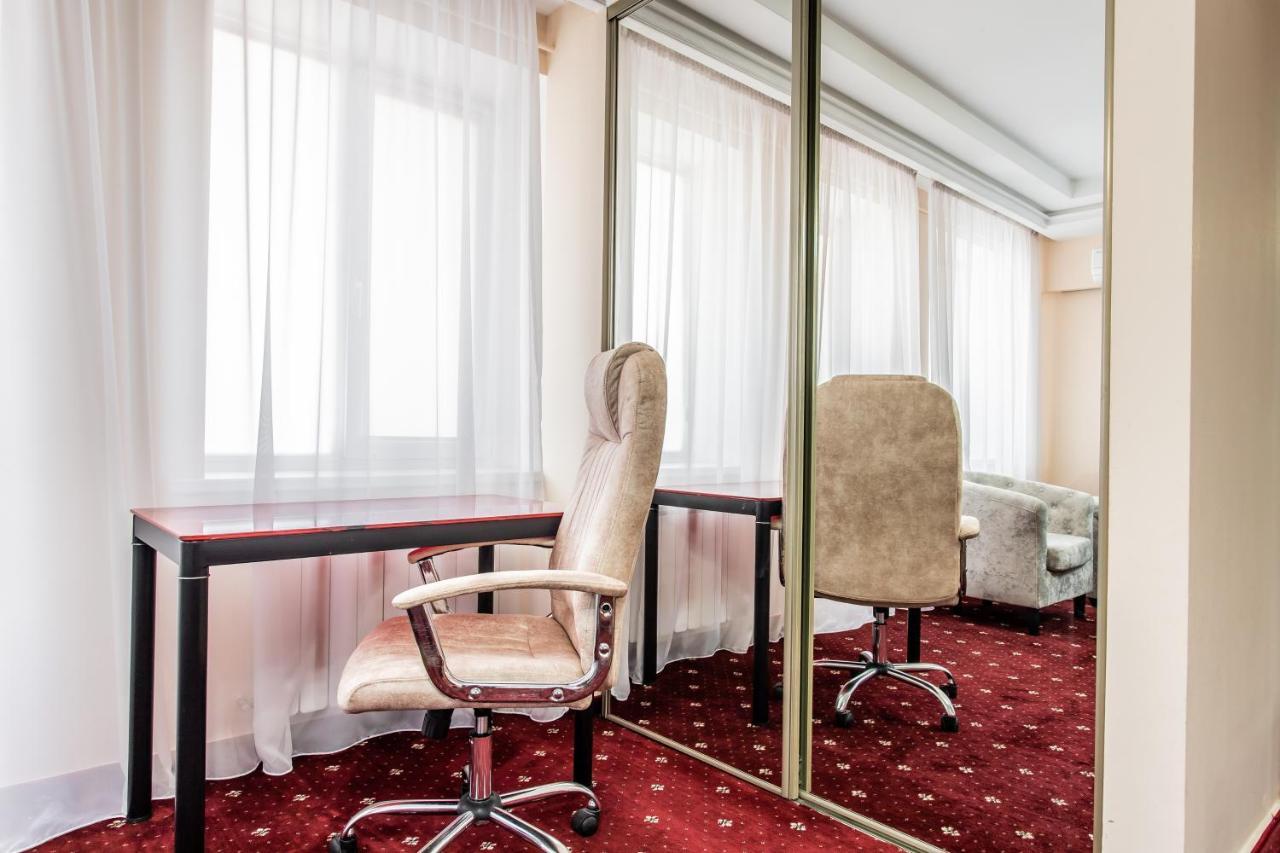 Star Rent Hotel Kisinyov Kültér fotó
