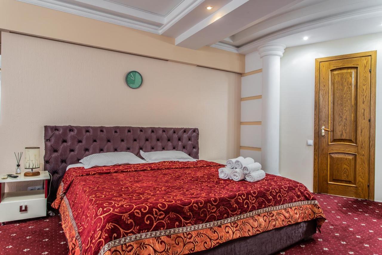Star Rent Hotel Kisinyov Kültér fotó