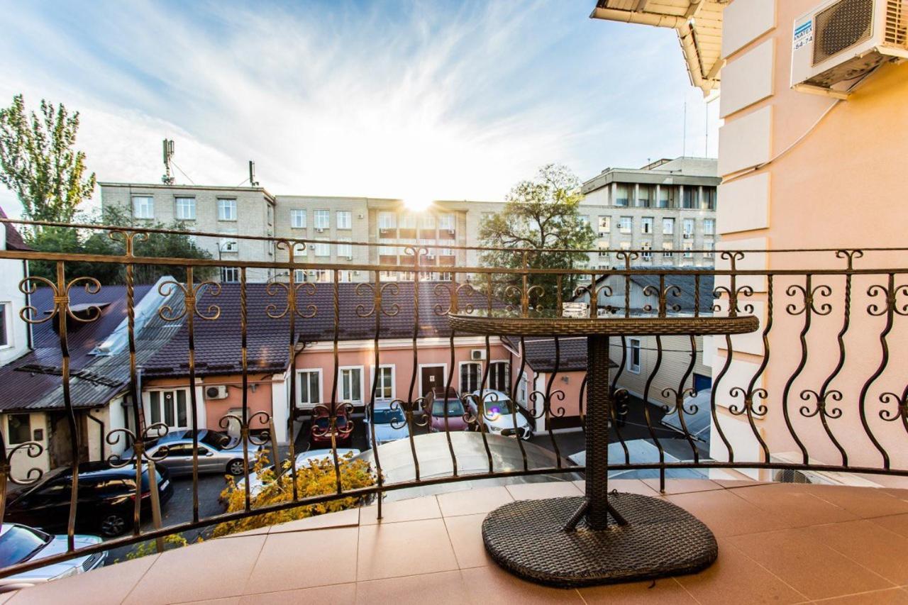 Star Rent Hotel Kisinyov Kültér fotó
