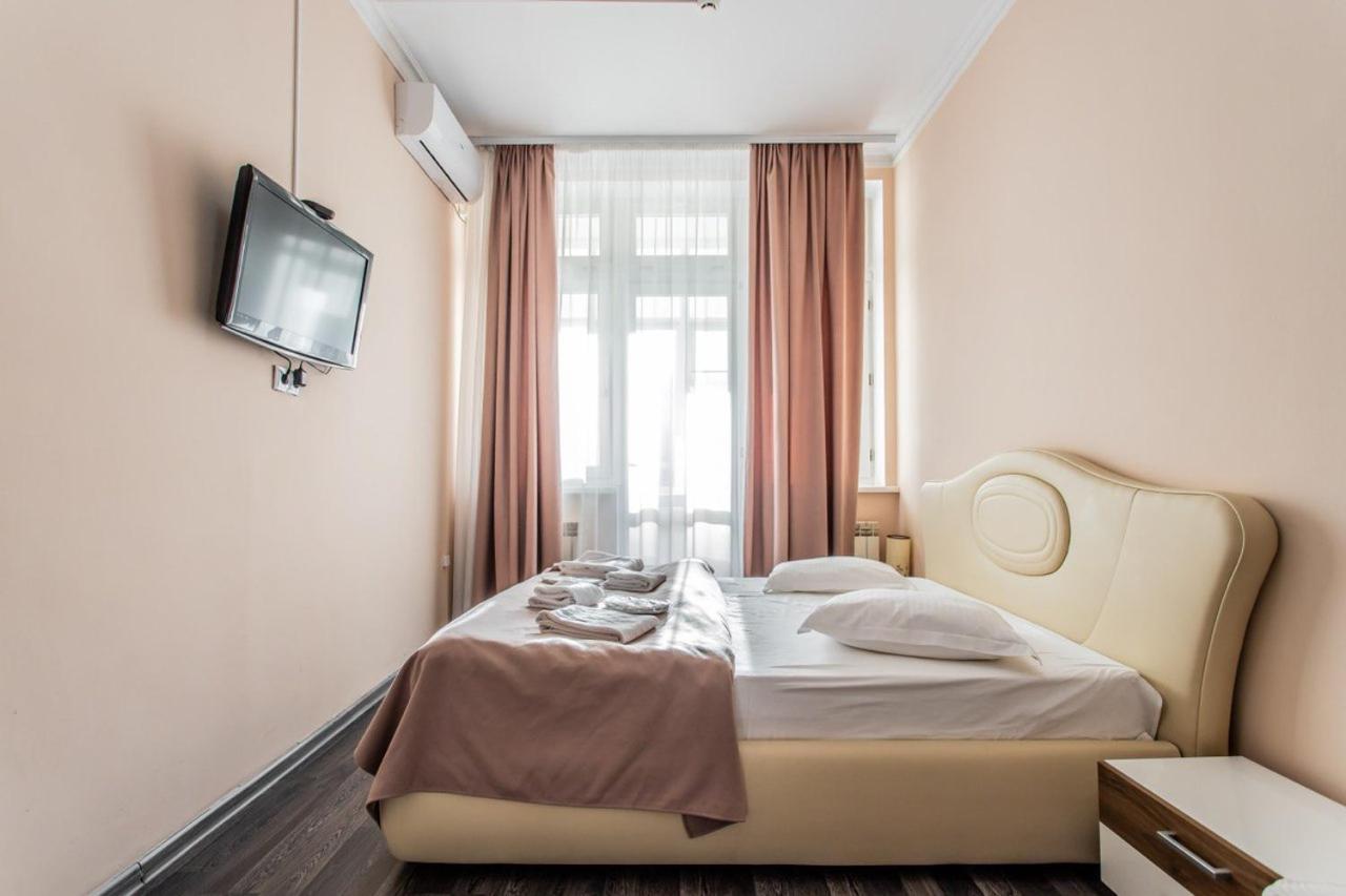 Star Rent Hotel Kisinyov Kültér fotó