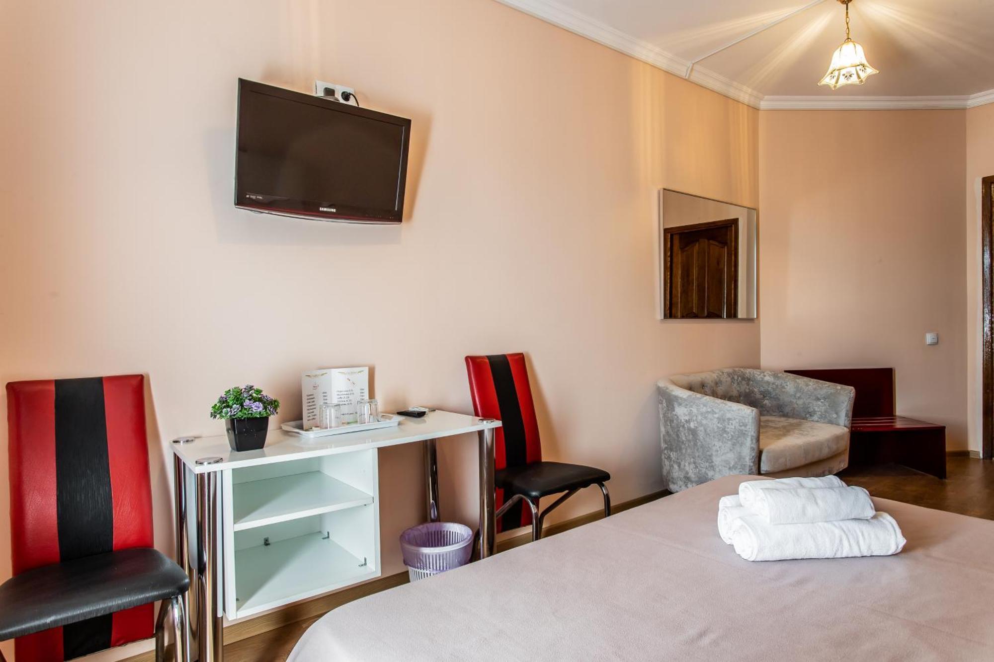 Star Rent Hotel Kisinyov Kültér fotó