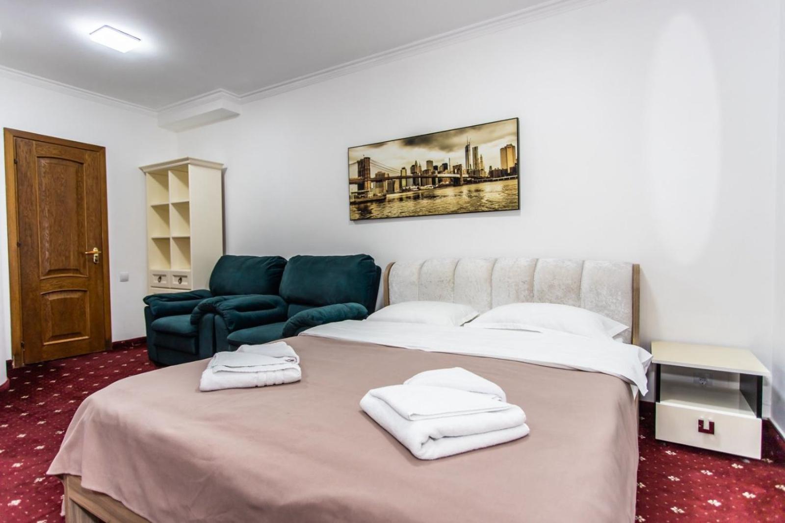 Star Rent Hotel Kisinyov Kültér fotó