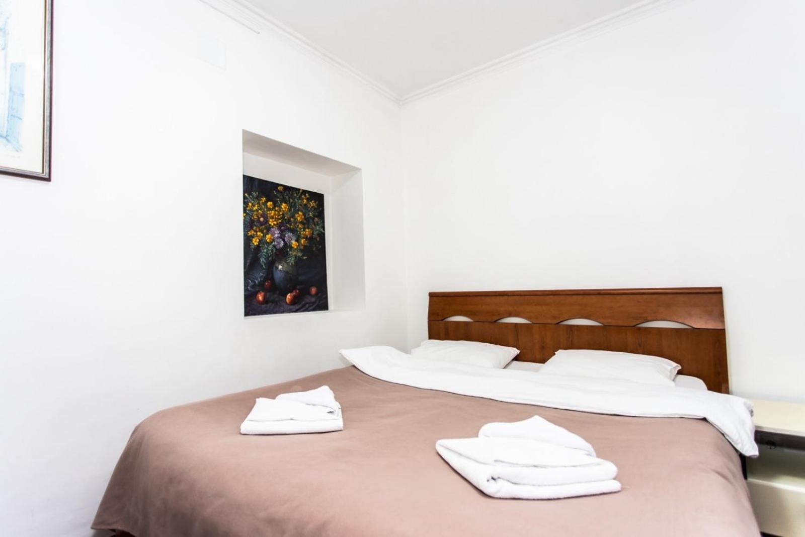 Star Rent Hotel Kisinyov Kültér fotó